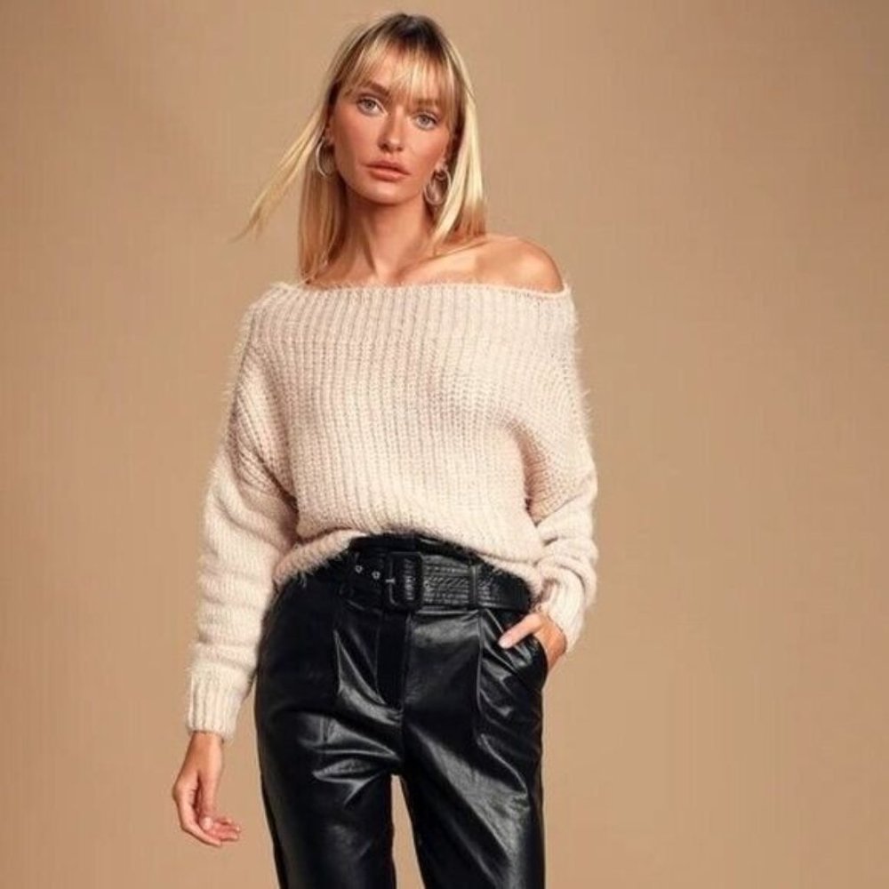 NWT Lulus Feeling It Pale Pink Eyelash Knit Off-the-Shoulder Sweater